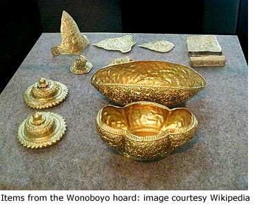 Gold items from Wonoboyo hoard, Indonesia