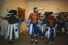 dance3.jpg (47981 bytes)